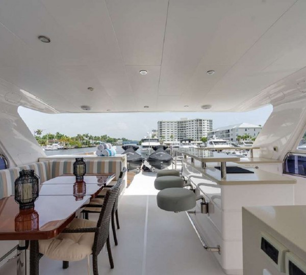 Luxury Yacht OCEAN LIFE