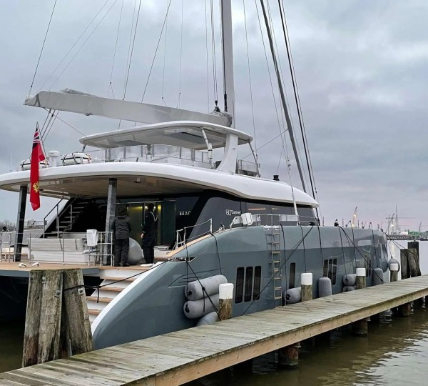 Luxury Yacht SEACLUSION