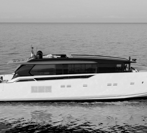 Luxury Yacht STEEL IT