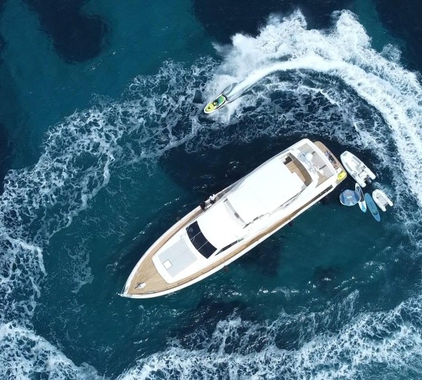 Luxury Yacht VA BENE