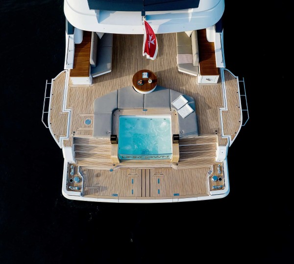 Luxury Yacht WHITE ROSE(sistership) Aerial View Of Oasis Deck