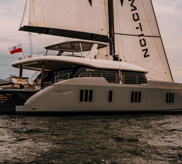 Luxury Yacht XMOTION