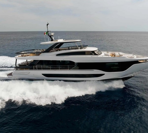 Motor Yacht ALADDIN SANE (sistership)