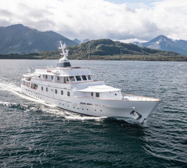Motor Yacht CHANTAL