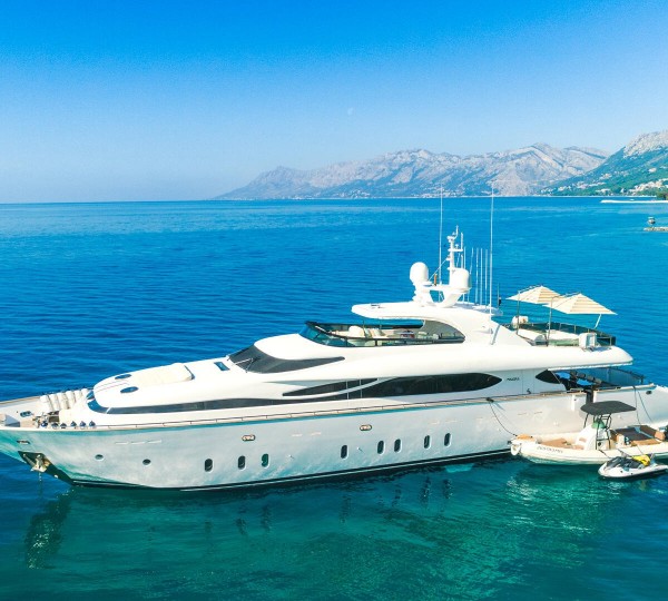 Motor Yacht CYNTHIA