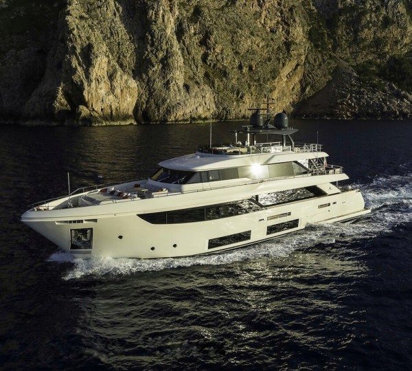 Motor Yacht DIANA II