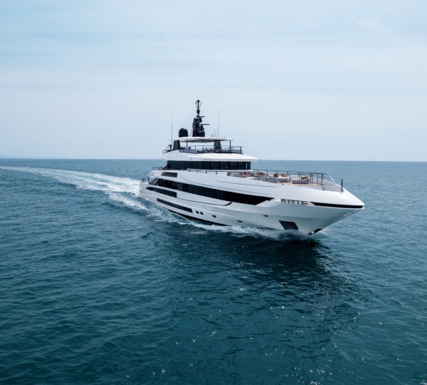 Motor Yacht DOKINHA (sistership)