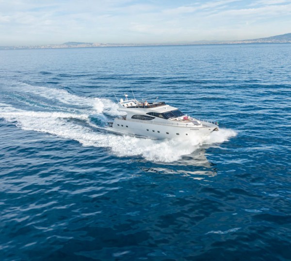 Motor Yacht LA CHICCA