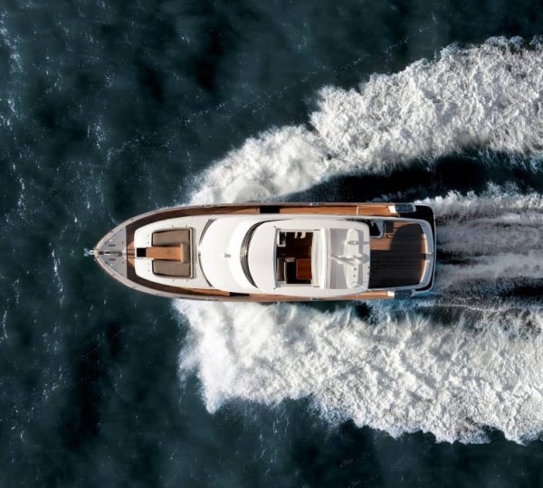 Motor Yacht MAGELLANO 66