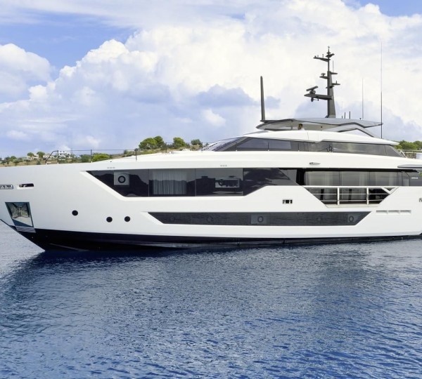 Motor Yacht MY MISTAKE