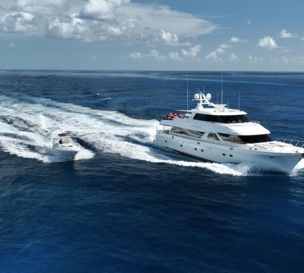 Motor Yacht ROBIN'S NEST II
