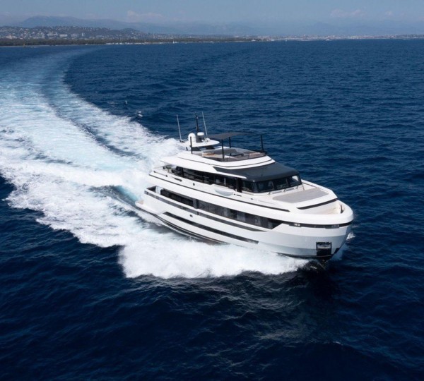 Motor Yacht UILIA