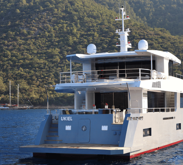 Motor Yacht UKIEL
