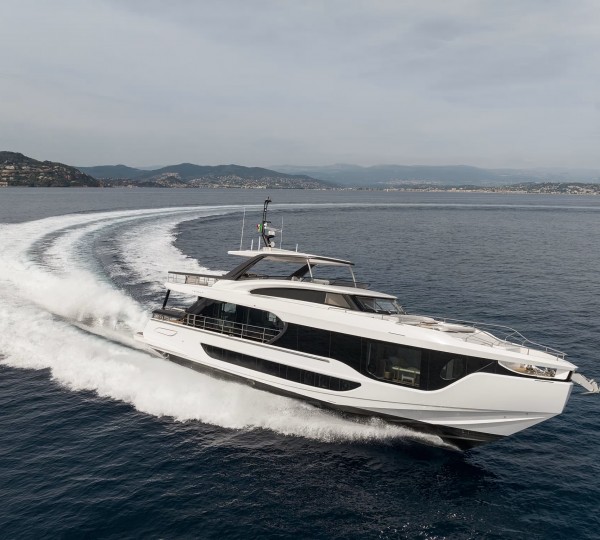 Motor Yacht VIVA II (sistership)
