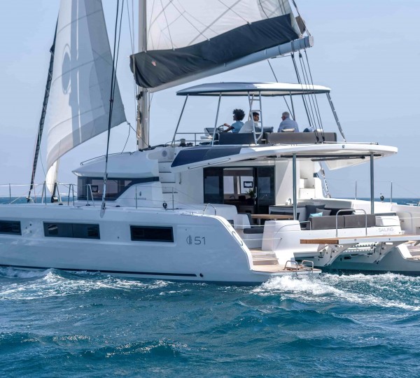 Sailing Catamaran ARANAL (sistership)