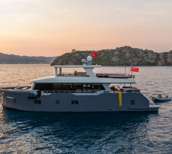Superyacht IMPACT