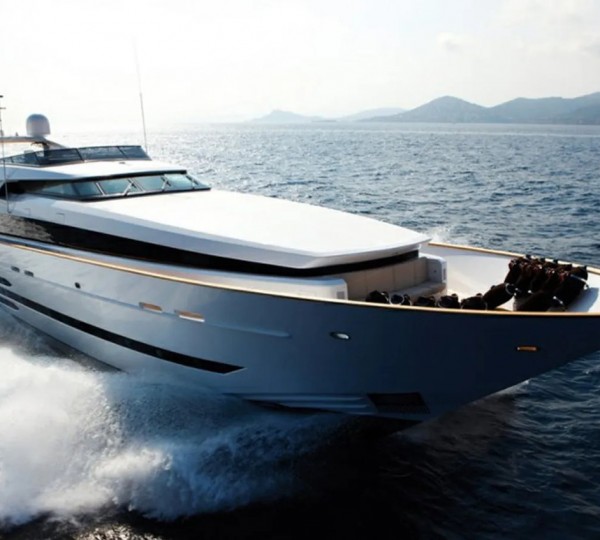 Superyacht NINO