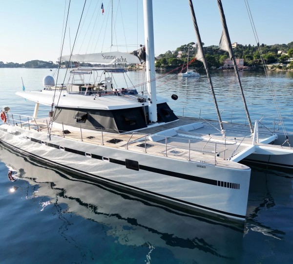 Luxury Yacht SUNNYACHT