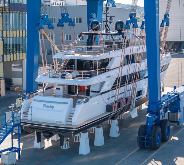 Motor Yacht FELICITY