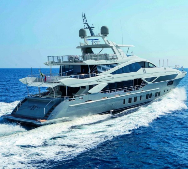 Motor Yacht H