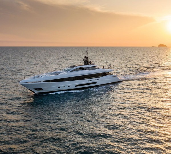 Motor Yacht MANGUSTA GRANSPORT 45