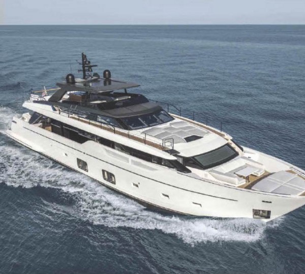 Motor Yacht MARY