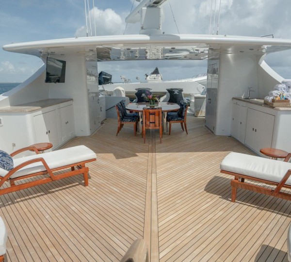 Motor Yacht MISS CHRISTINE