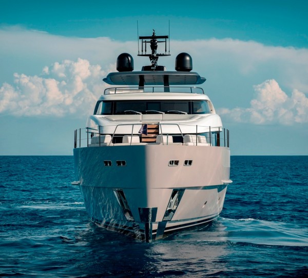 Motor Yacht SAL (sistership)