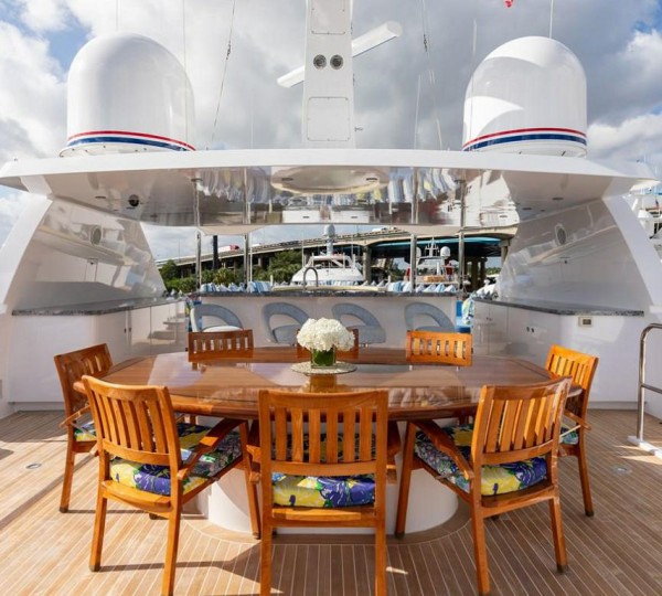 Motor Yacht SONICIAN Sun Deck