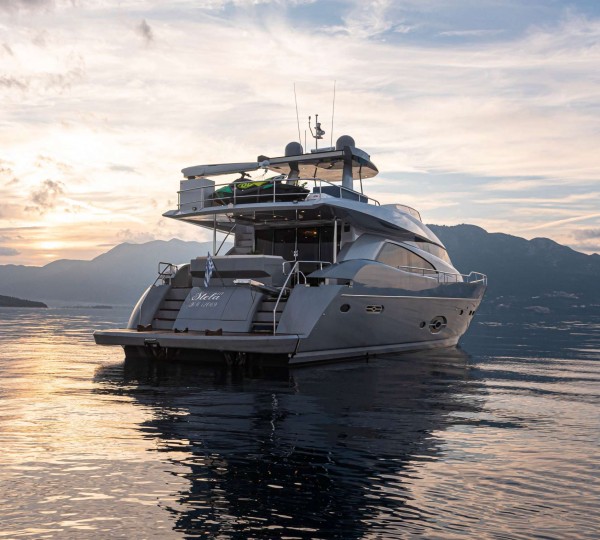 Motor Yacht STELA 117