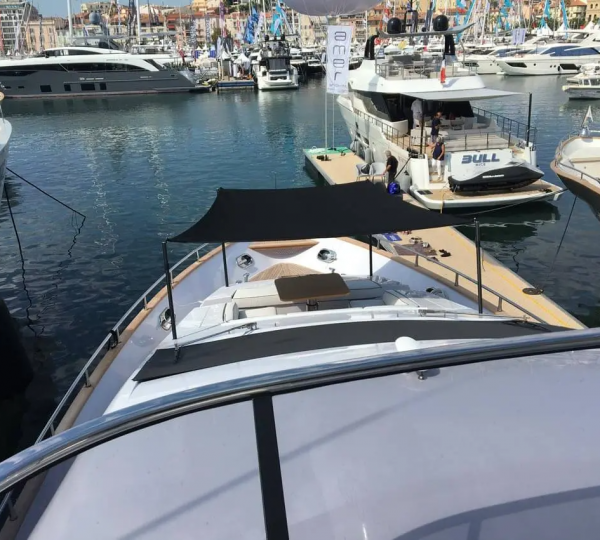 Motor Yacht VISIONARIA