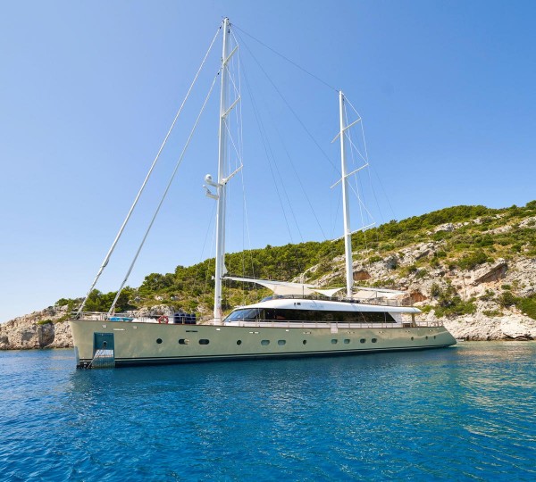 Sailing Yacht MARALLURE