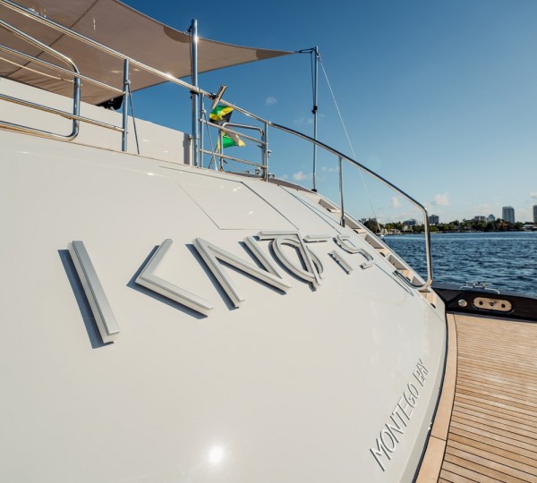 Superyacht 7 KNOTS