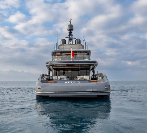 Superyacht AKULA