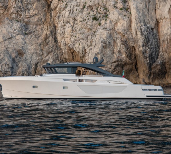 Superyacht BLUEGAME BG74 (sistership)