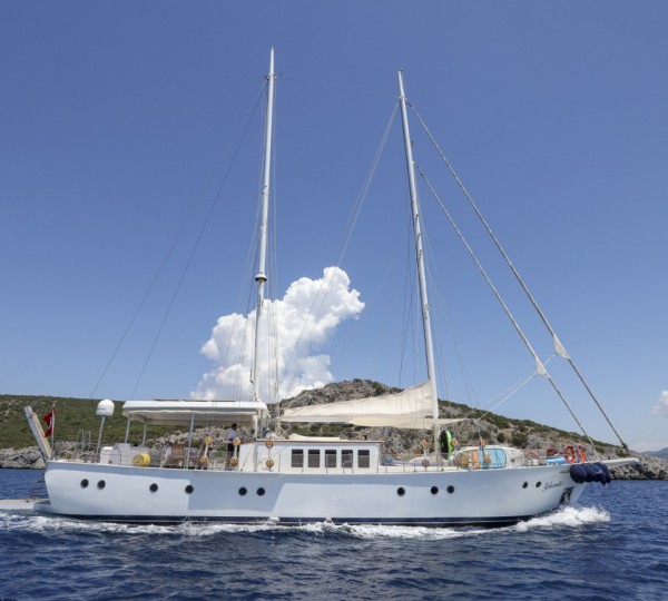 Superyacht GAZELLA
