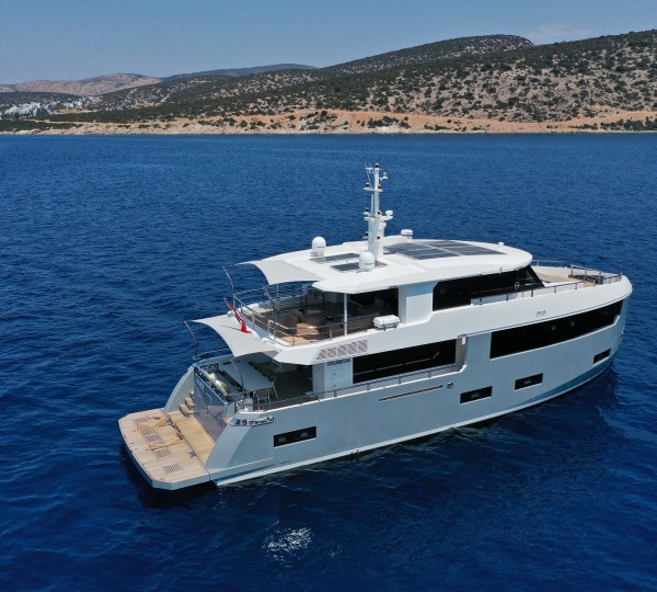 Superyacht HEKATE