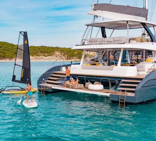 Superyacht J. SPARROW (sistership)