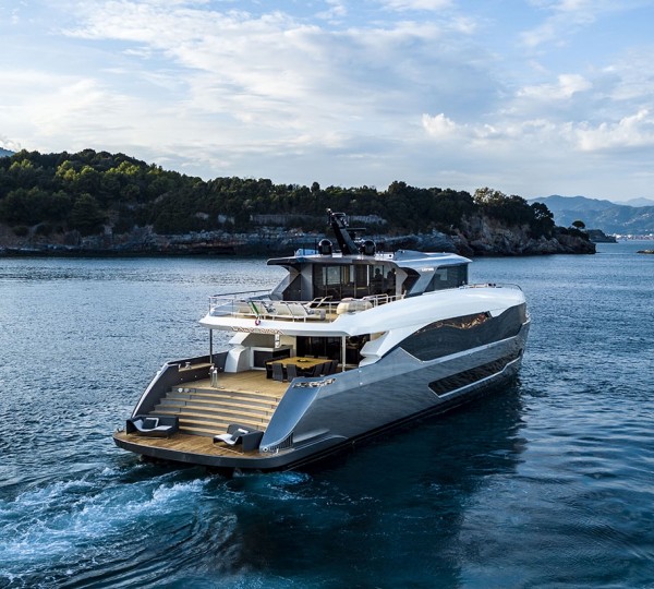 Superyacht LADY NINA