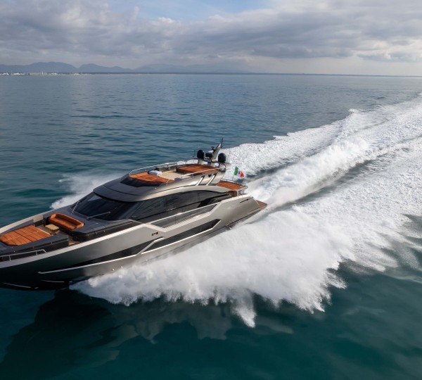 Superyacht MISS MONEYPENNY