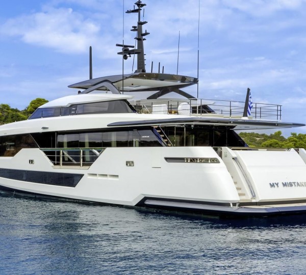 Superyacht MY MISTAKE