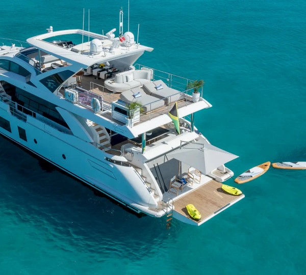 Superyacht PIER PRESSURE