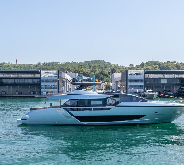 Superyacht RIVA 82 DIVA