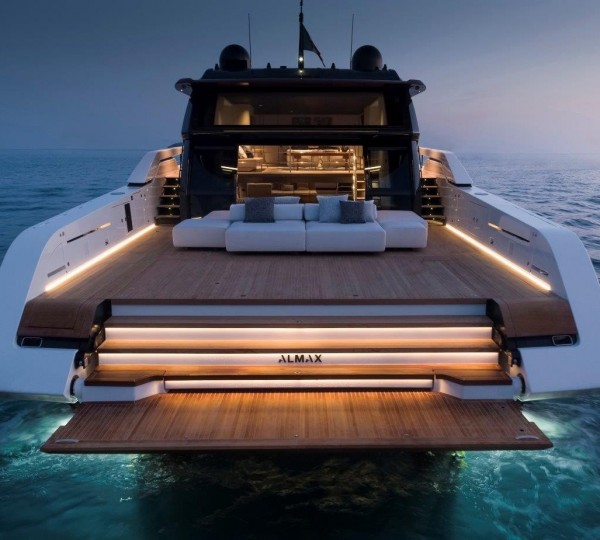 Superyacht STEEL IT