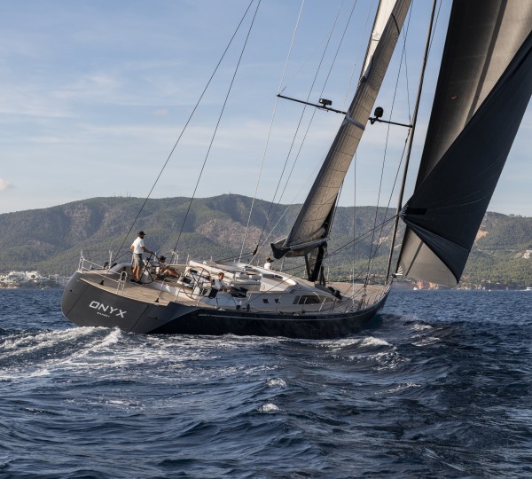 Sailing Yacht ONYX
