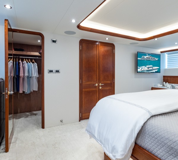  Master King Stateroom 