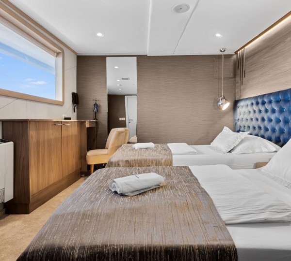 Twin Cabin Main Deck