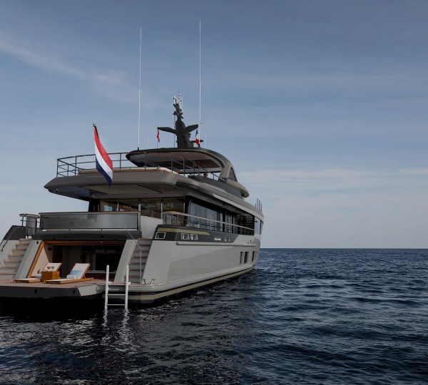 Mulder ThirtySix Hull #8