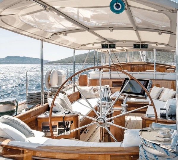 Stunning captains deck