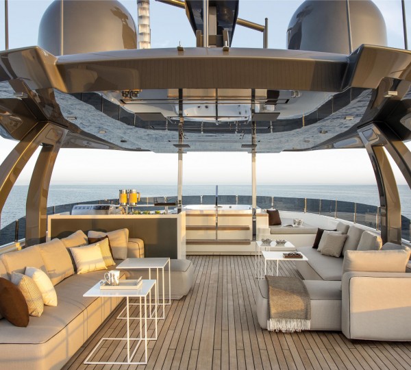 Sundeck (Sister ship)